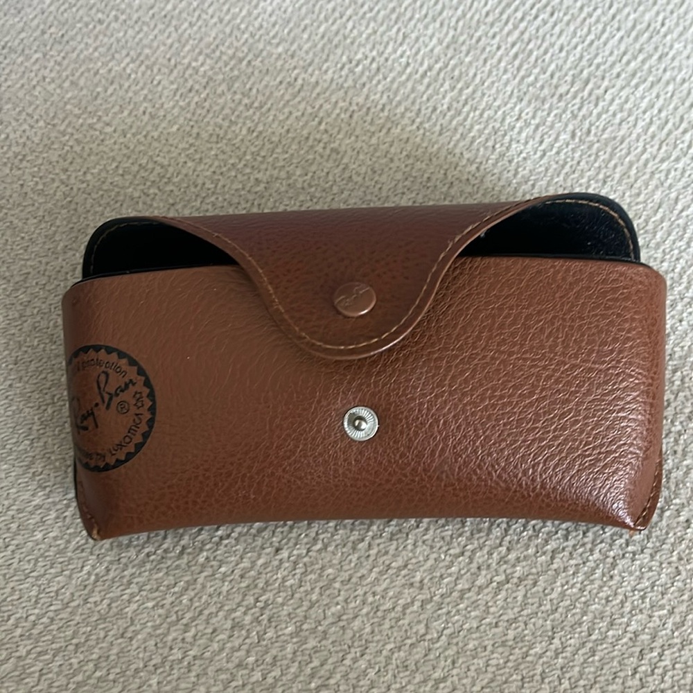 Ray ban Leather Pouch Universal Soft Sunglasses Case Only -Brown